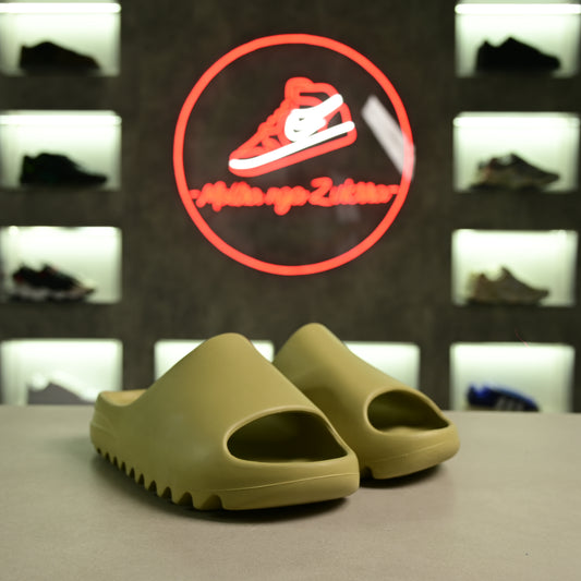 Yeezy Slide Resin