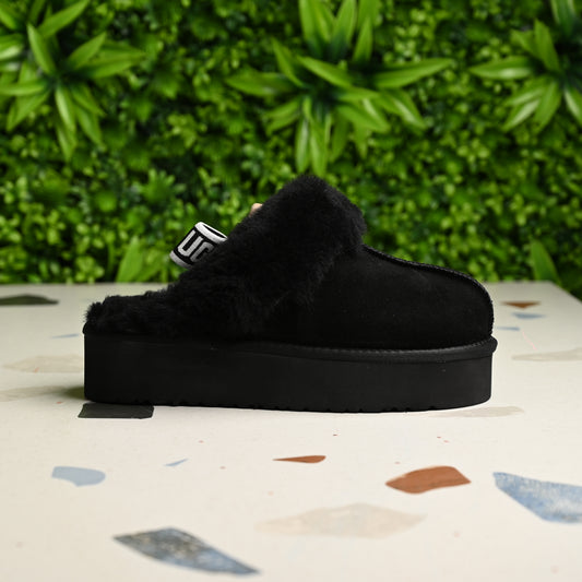 UGG Fluffy Slides