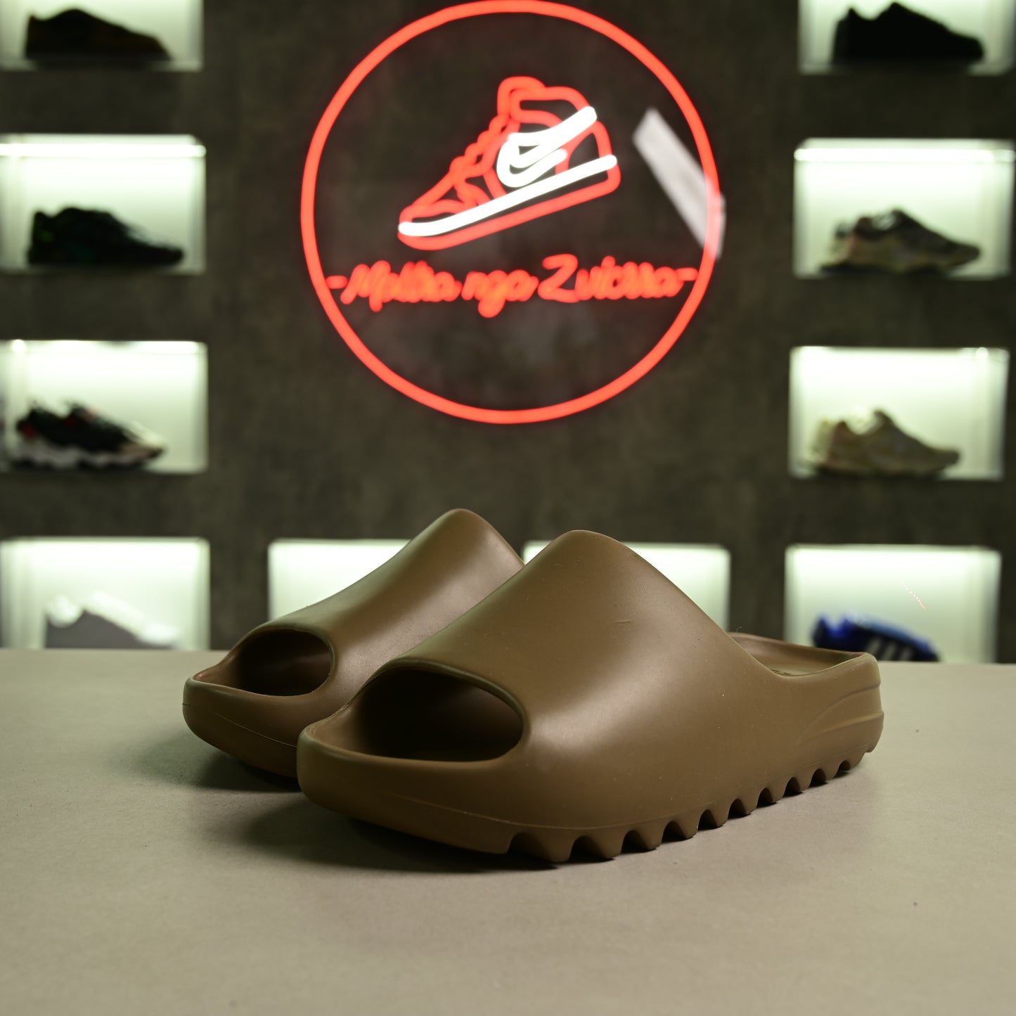 Yeezy Slide Bone