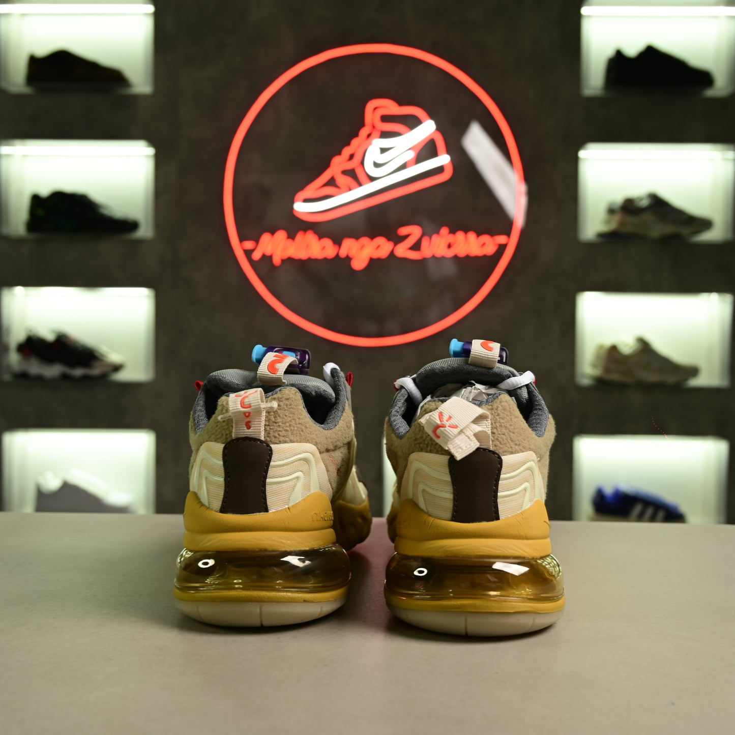 Nike Air Max 270 Reaxt Travis Scott Cactus Trails