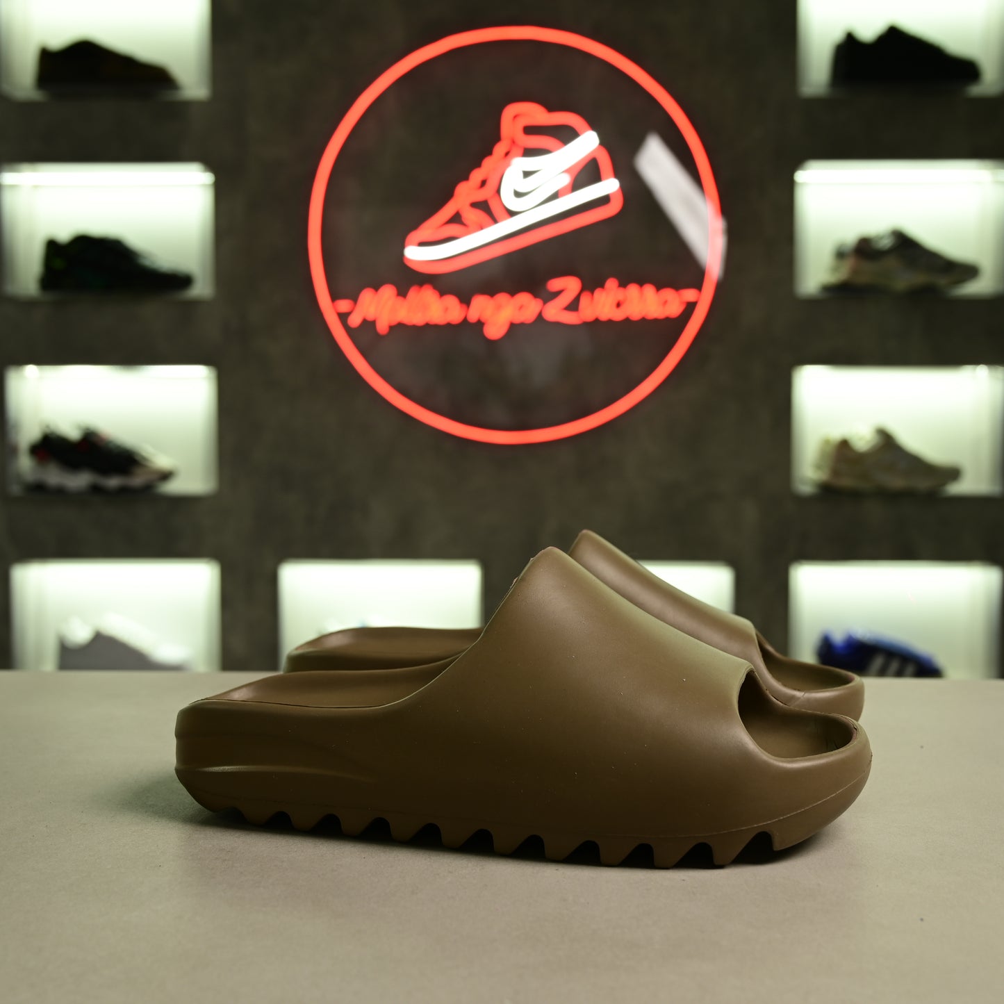 Yeezy Slide Bone