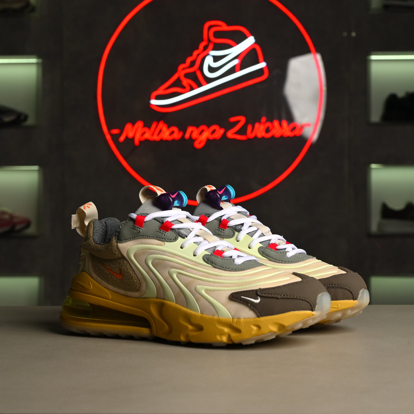 Air Max 270 React / Travis Scott Cactus Trails