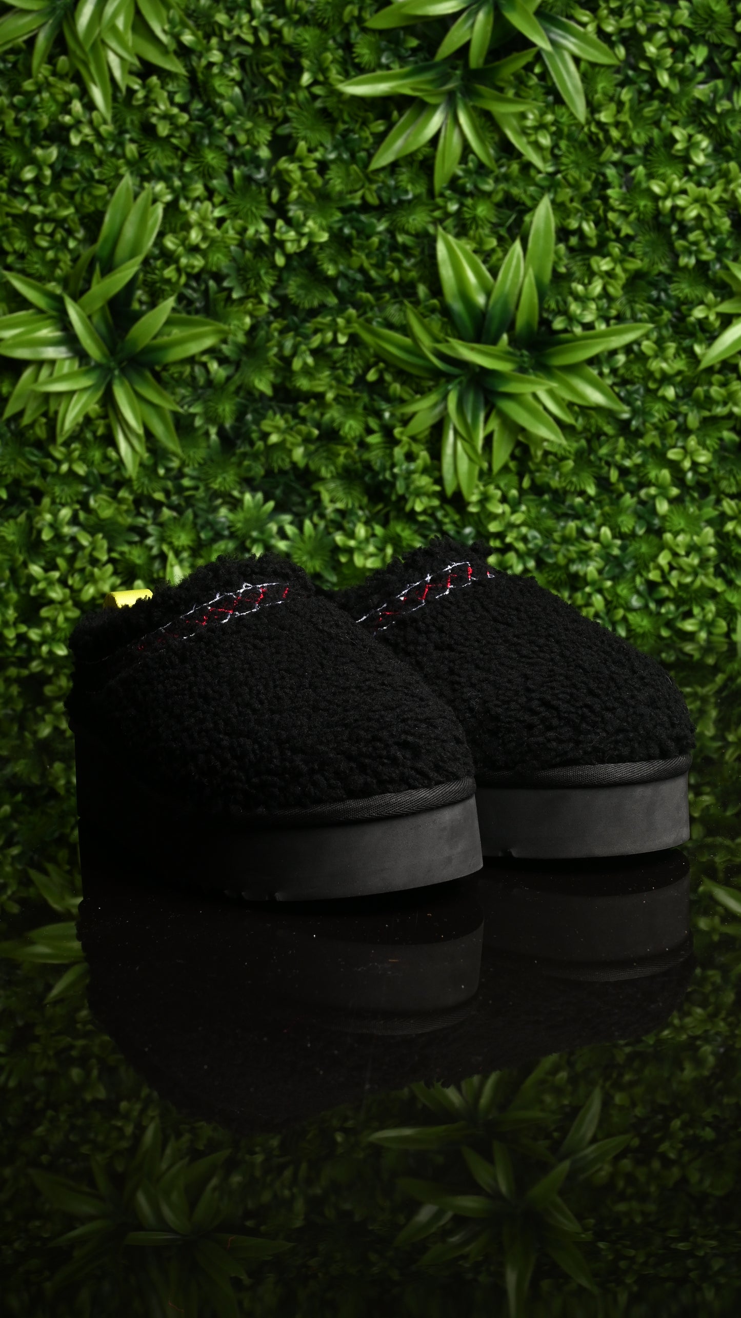 UGG Platform Black Slipper