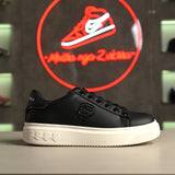 Karl Lagerfield Kapri Black White