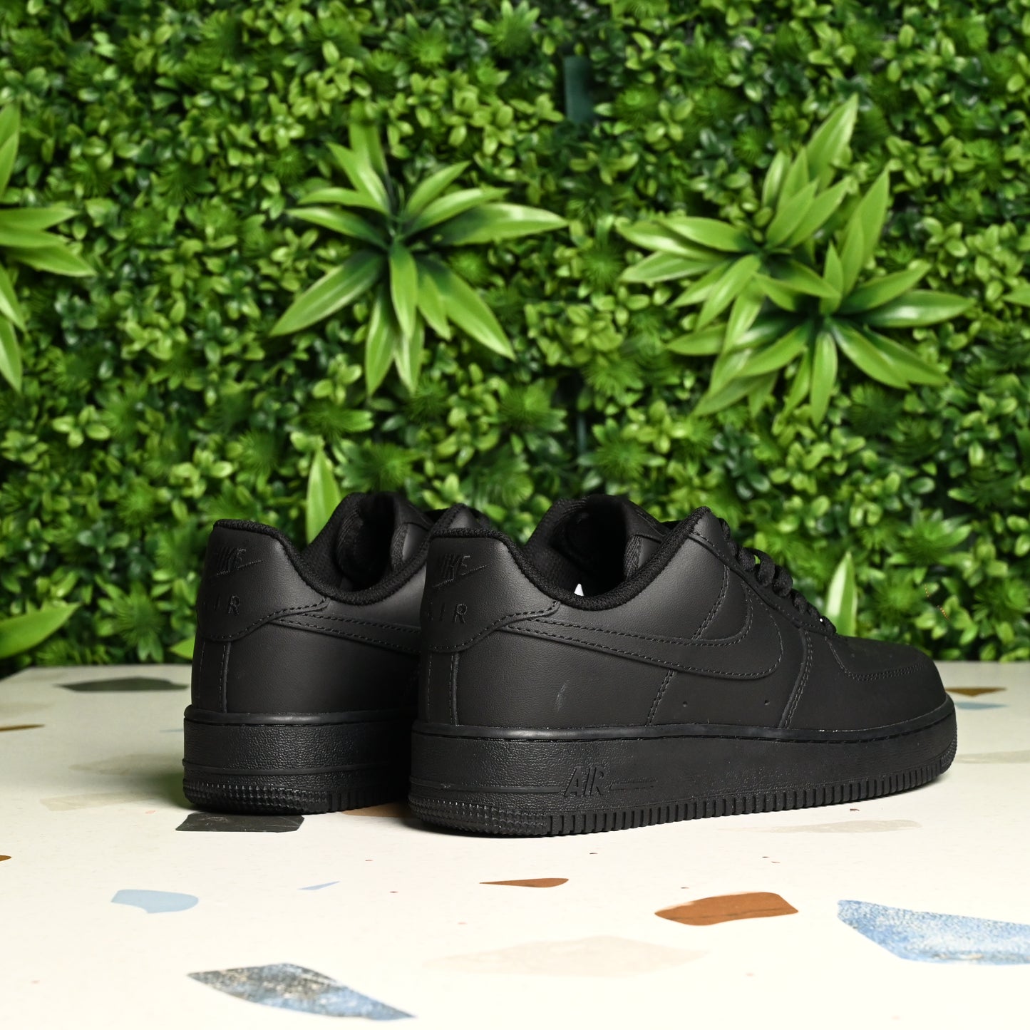 Nike Air Force 1 Black