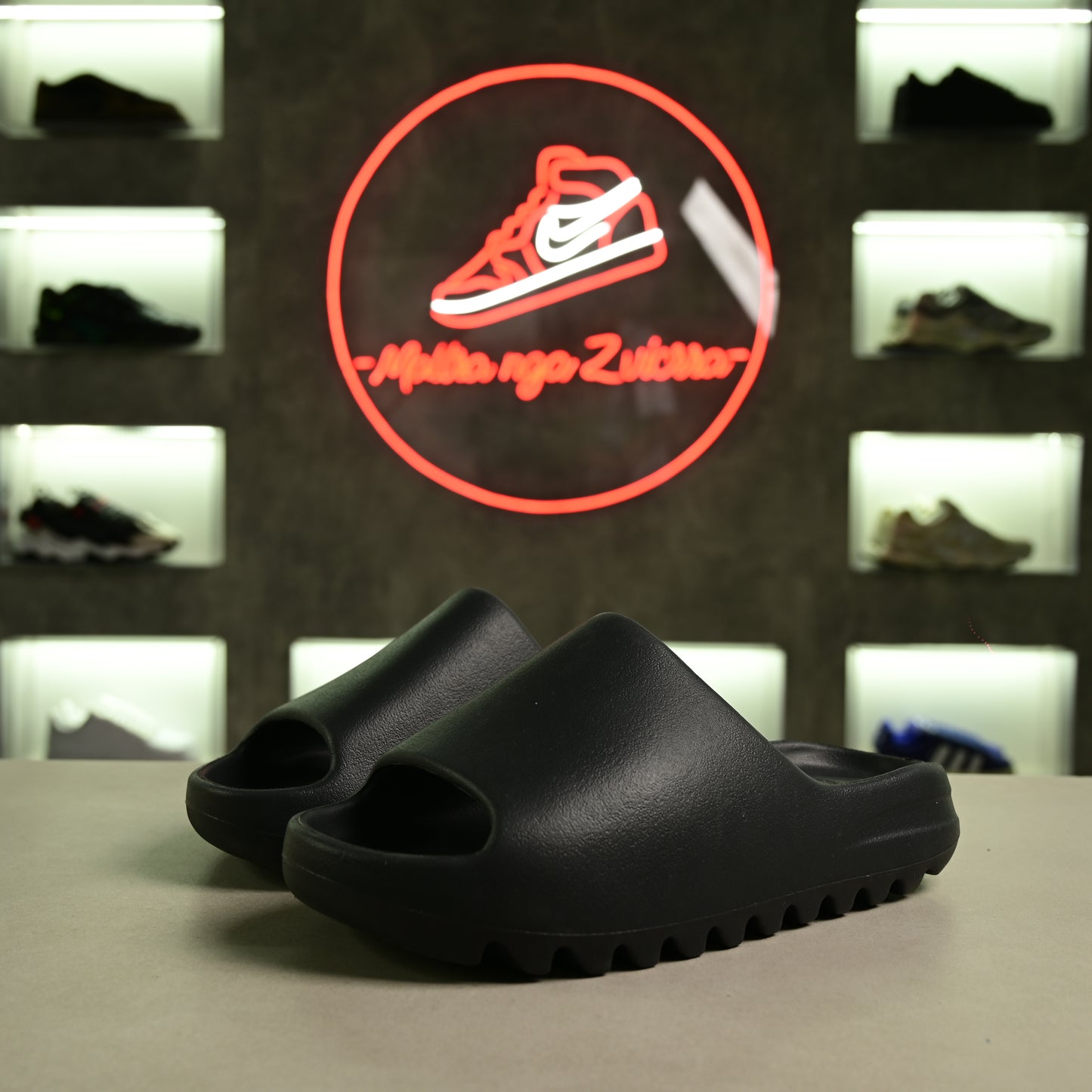 Yeezy Slide Black