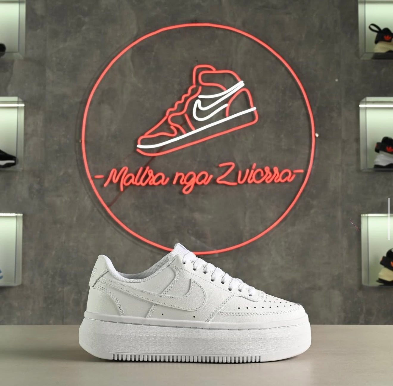 Nike Air Force Court Vision