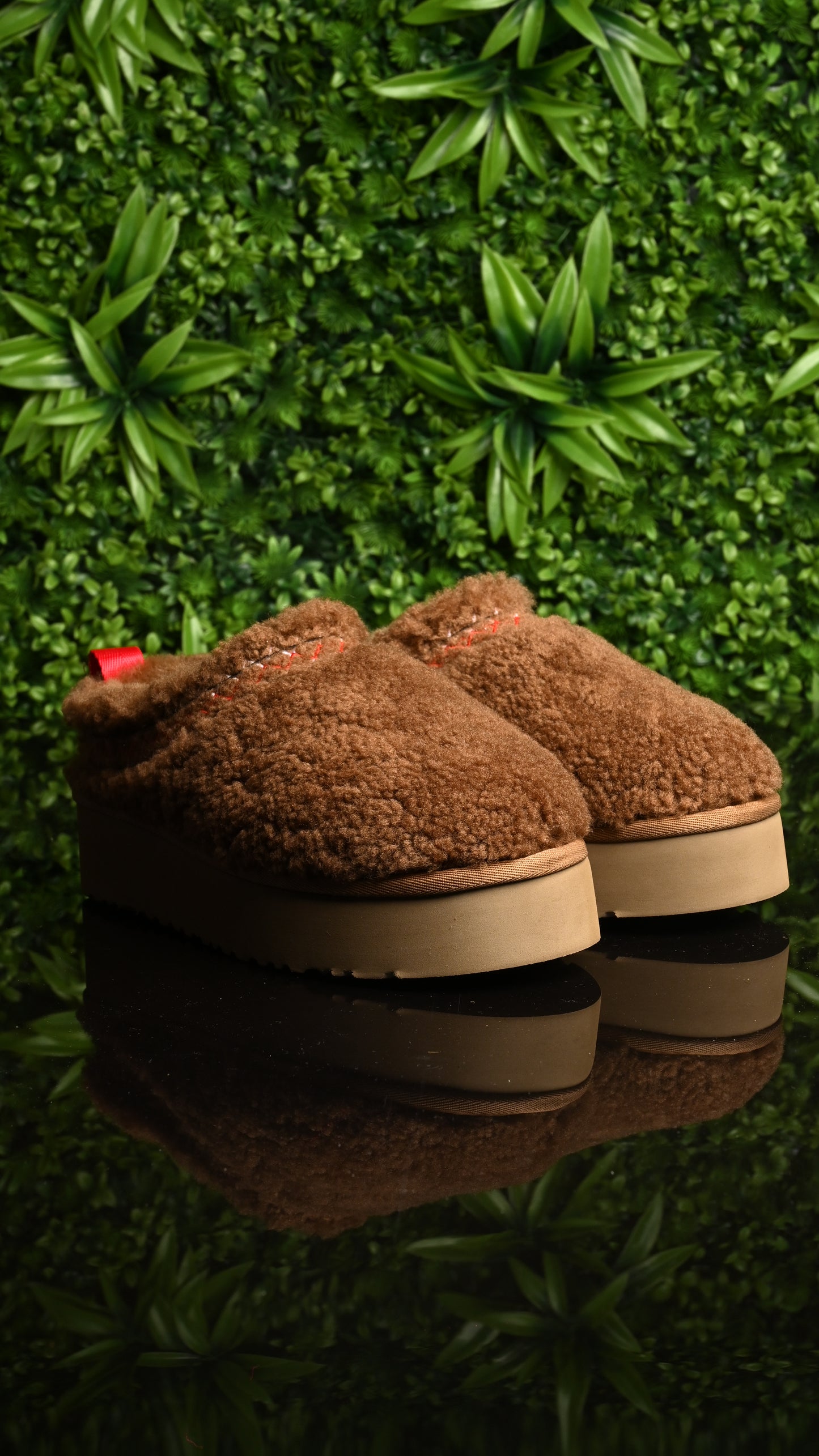 UGG Platform Slipper Chestnut