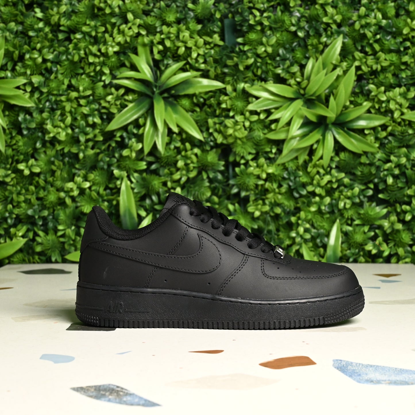 Nike Air Force 1 Black