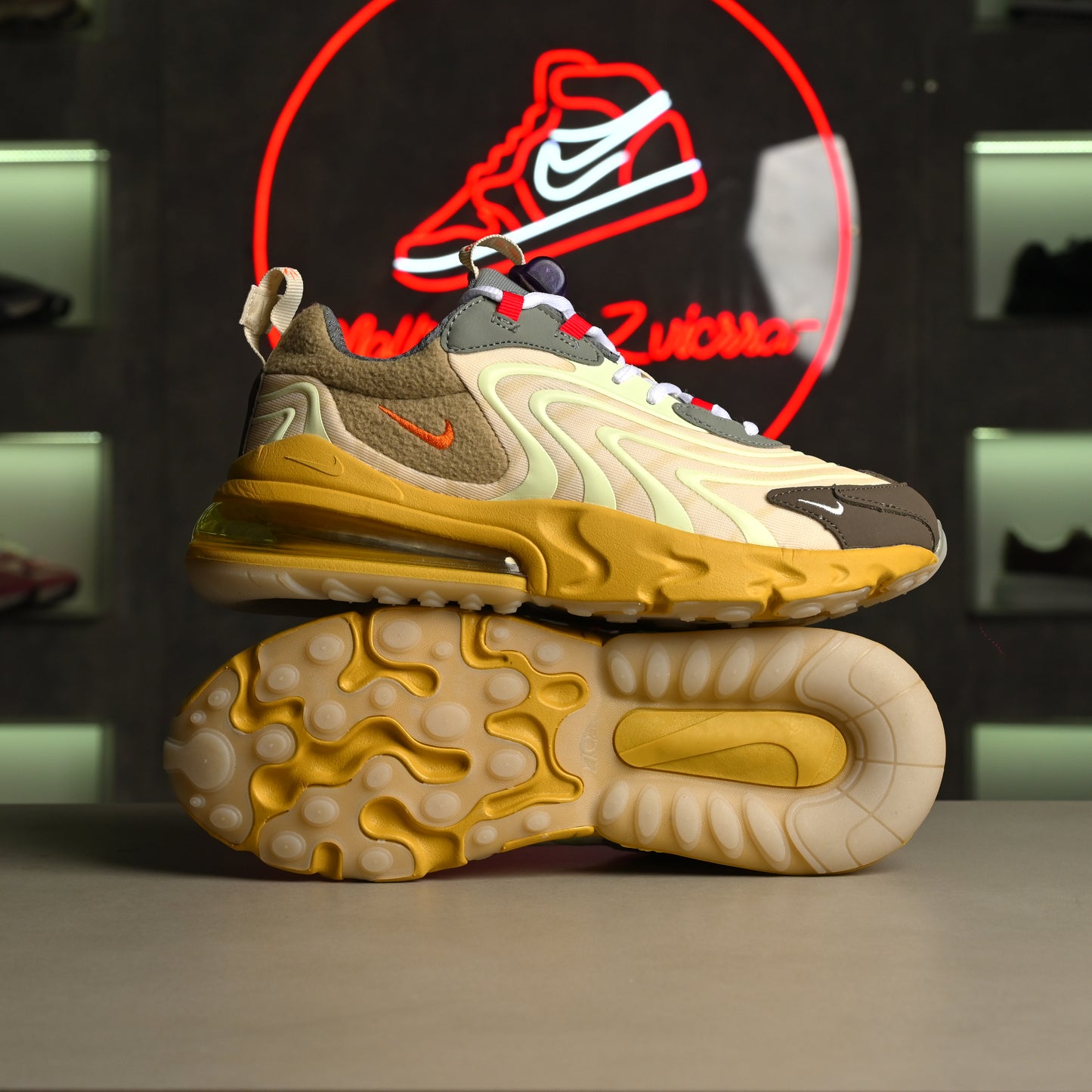 Air Max 270 React / Travis Scott Cactus Trails