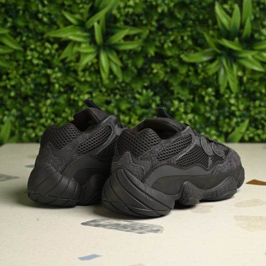 Yeezy 500 BLACK