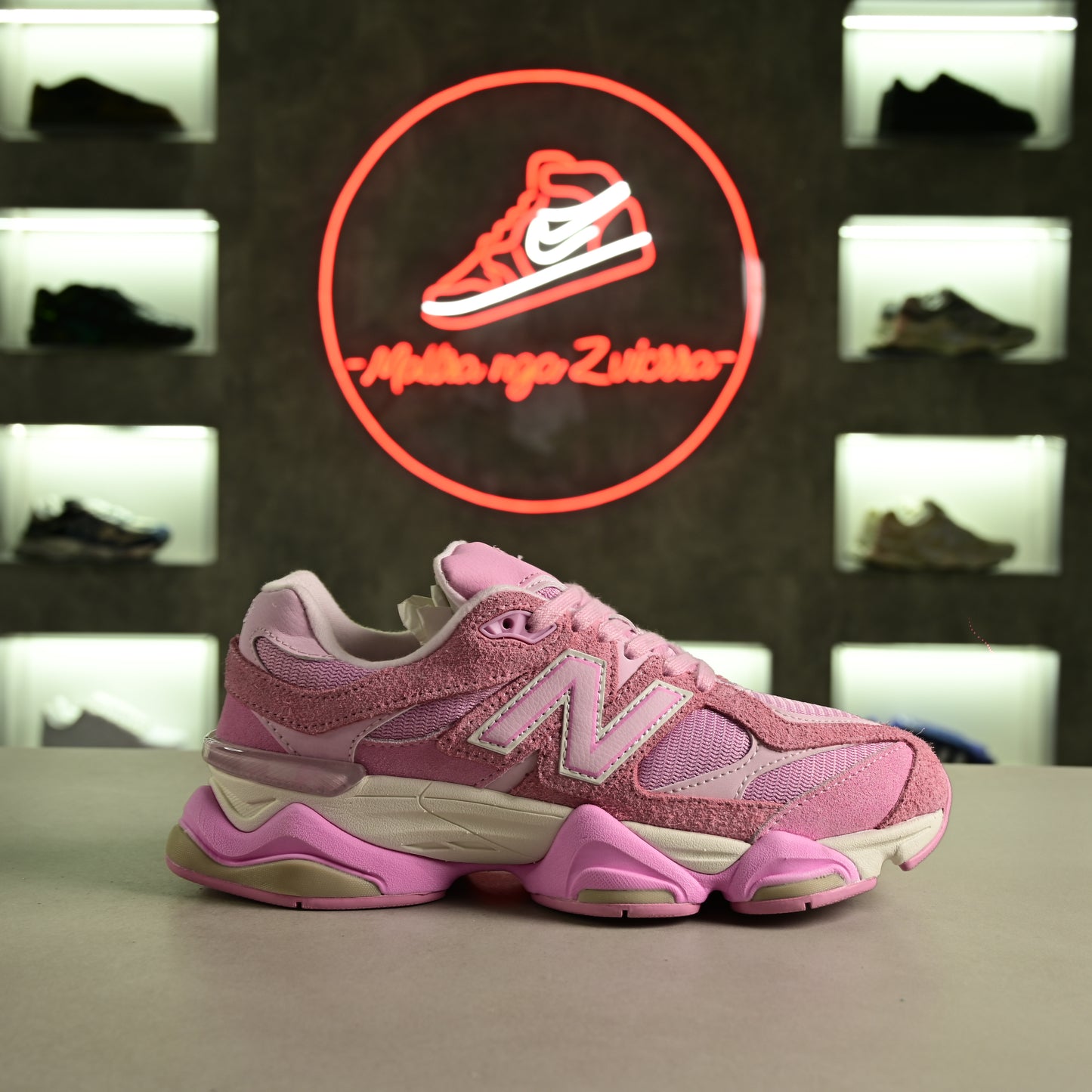 New Balance 9060 Overdyse Pink