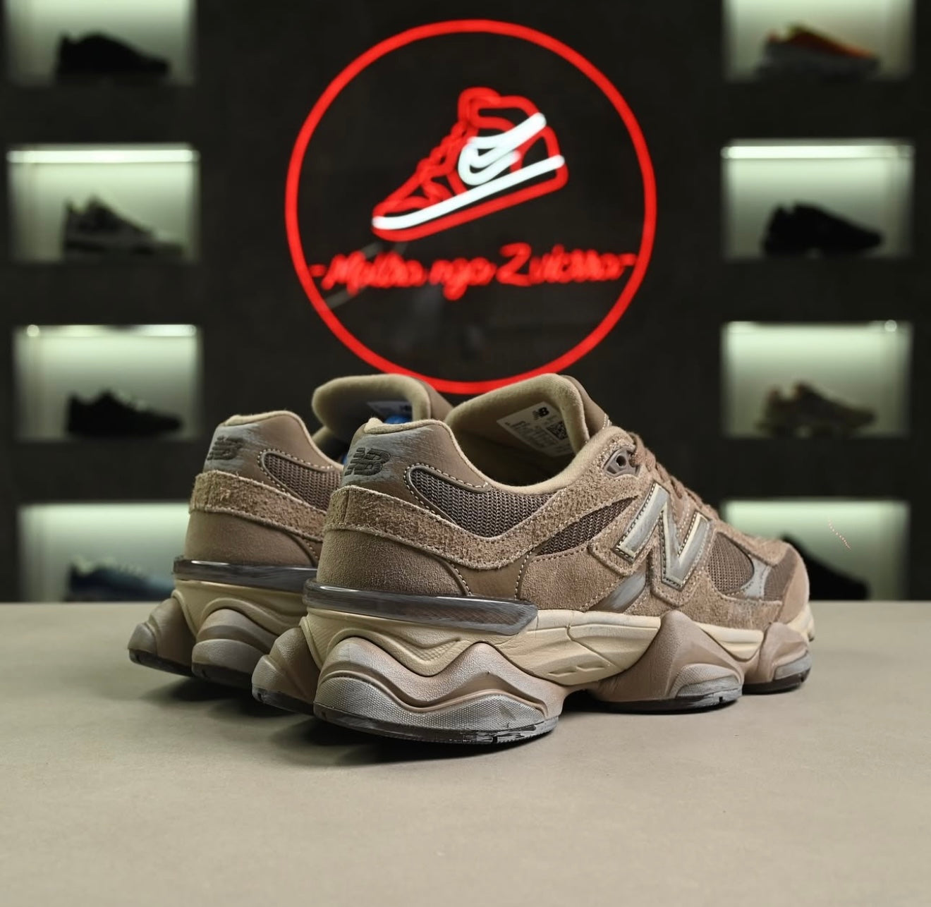 New Balance 9060 Mushroom