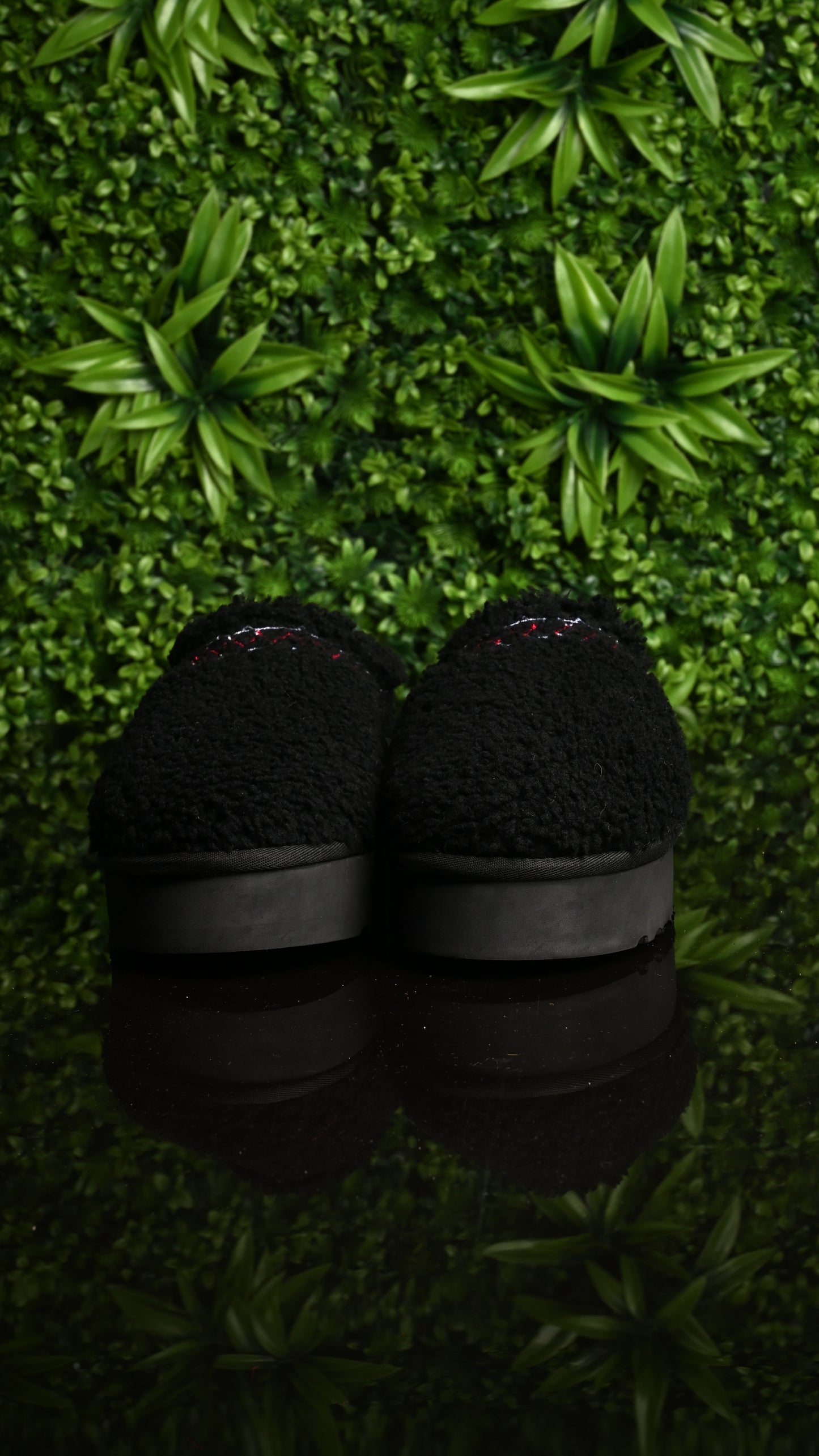 UGG Platform Black Slipper