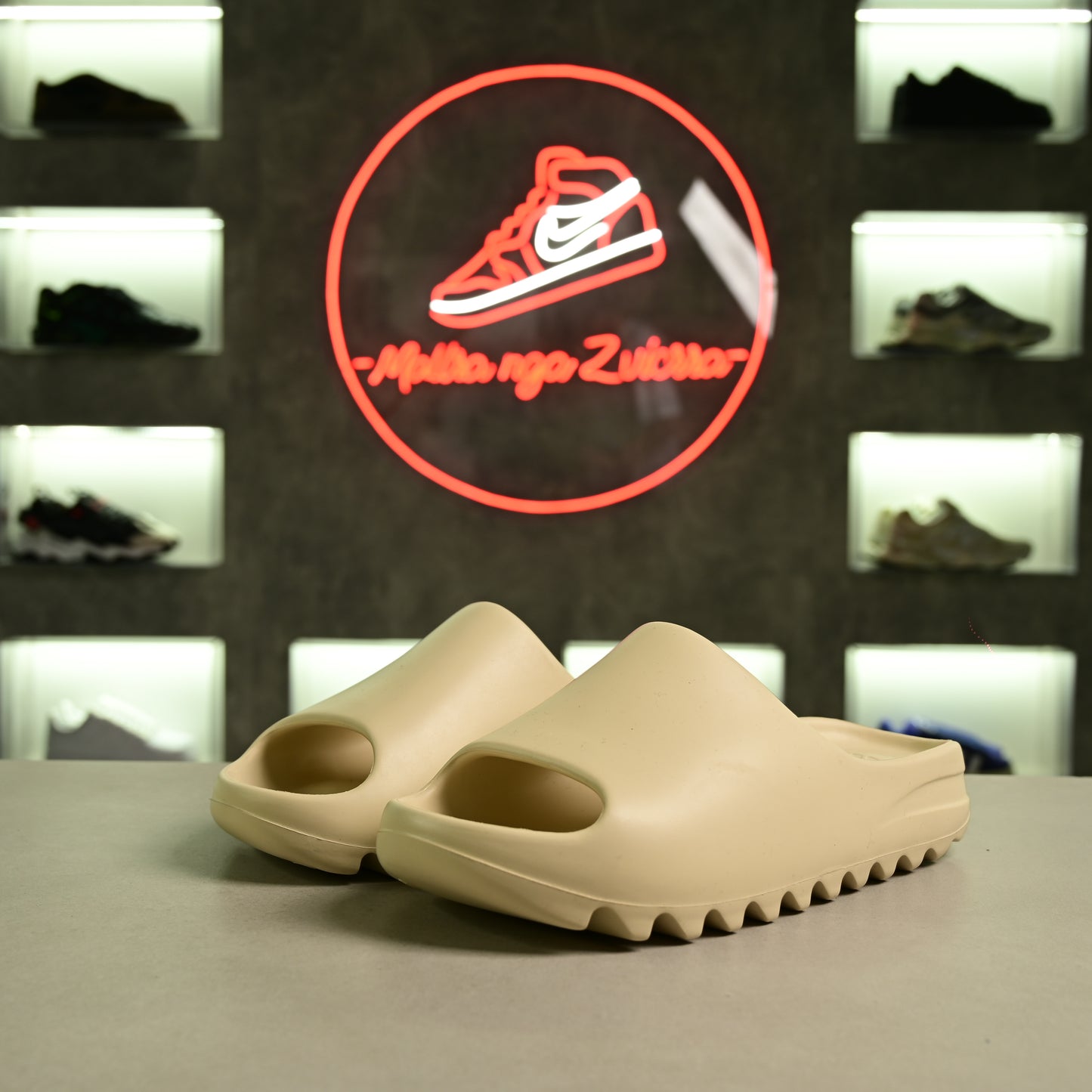 Yeezy Slide Bone