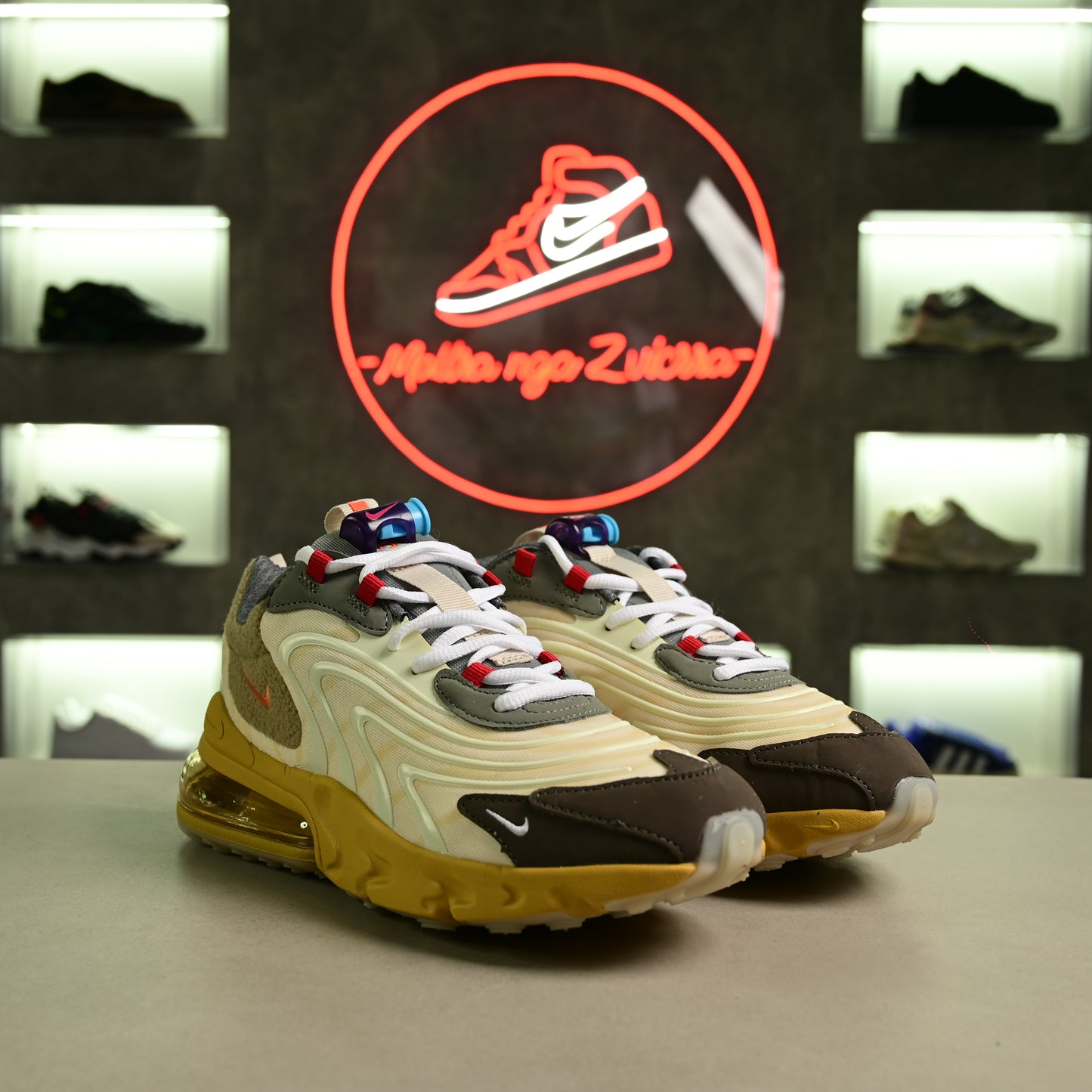 Nike Air Max 270 Reaxt Travis Scott Cactus Trails