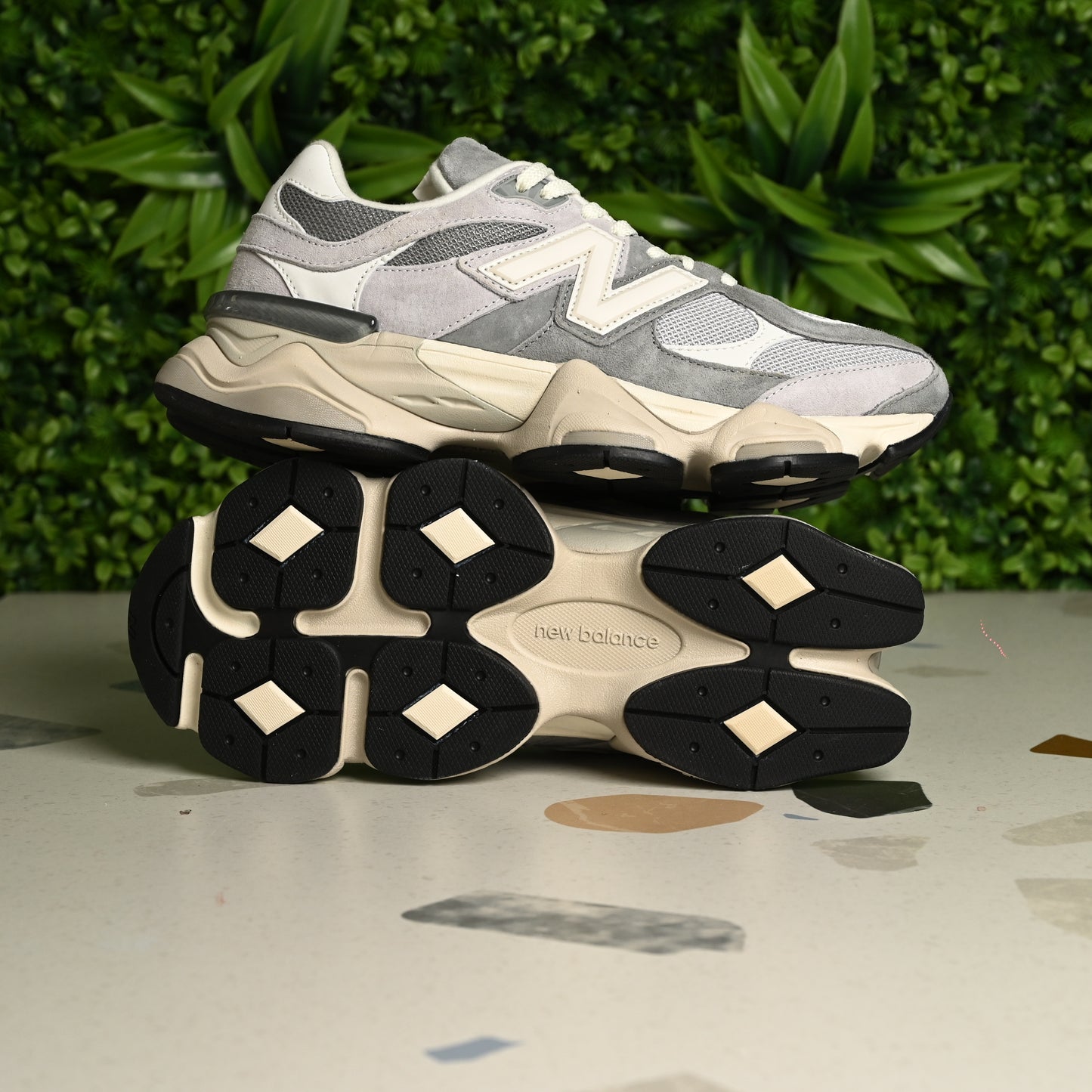 New Balance 9060